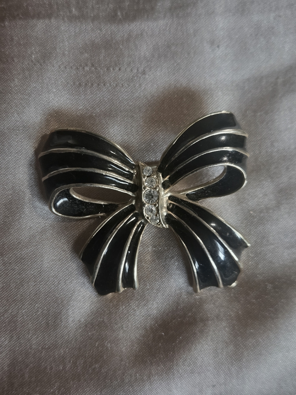 Black And Gold Elegant Bow Brooch With Clear Crystals